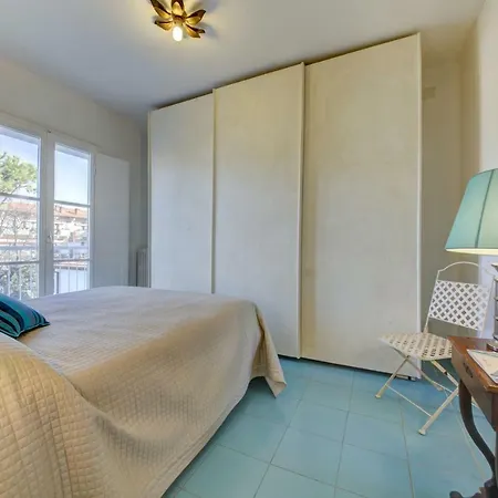 Elegante Attico Panoramico A 2 Passi Dal Mare Apartment