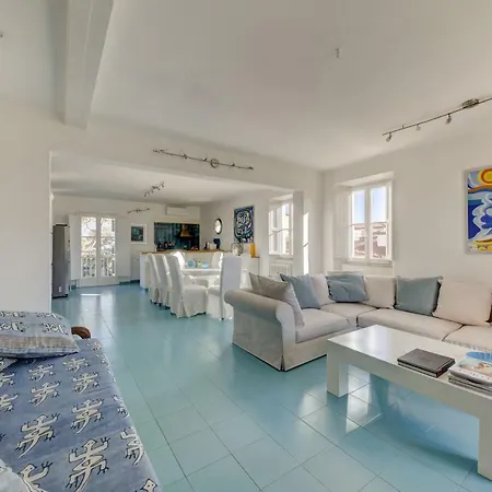 Apartment Elegante Attico Panoramico A 2 Passi Dal Mare